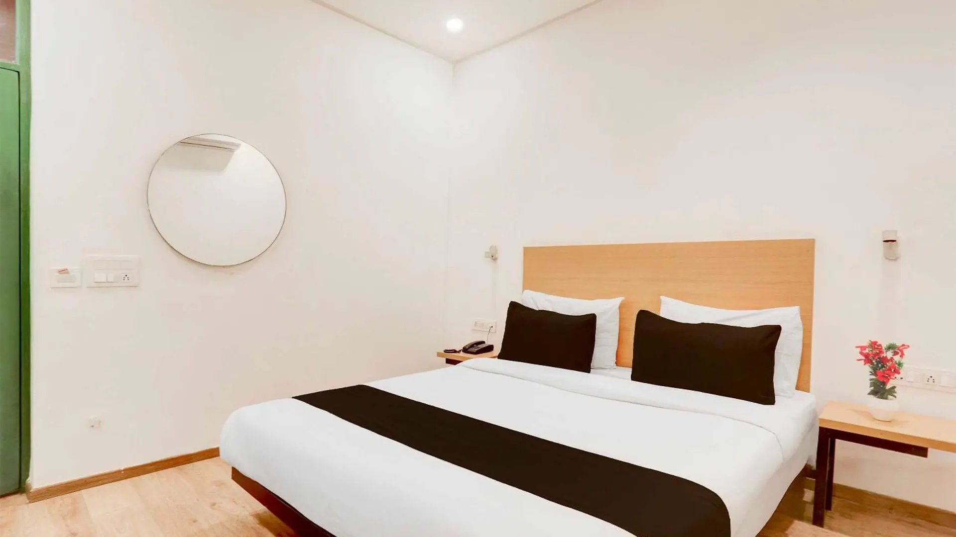 Collection O Sector 64 Near Worldmark Gurugram Gurgaon