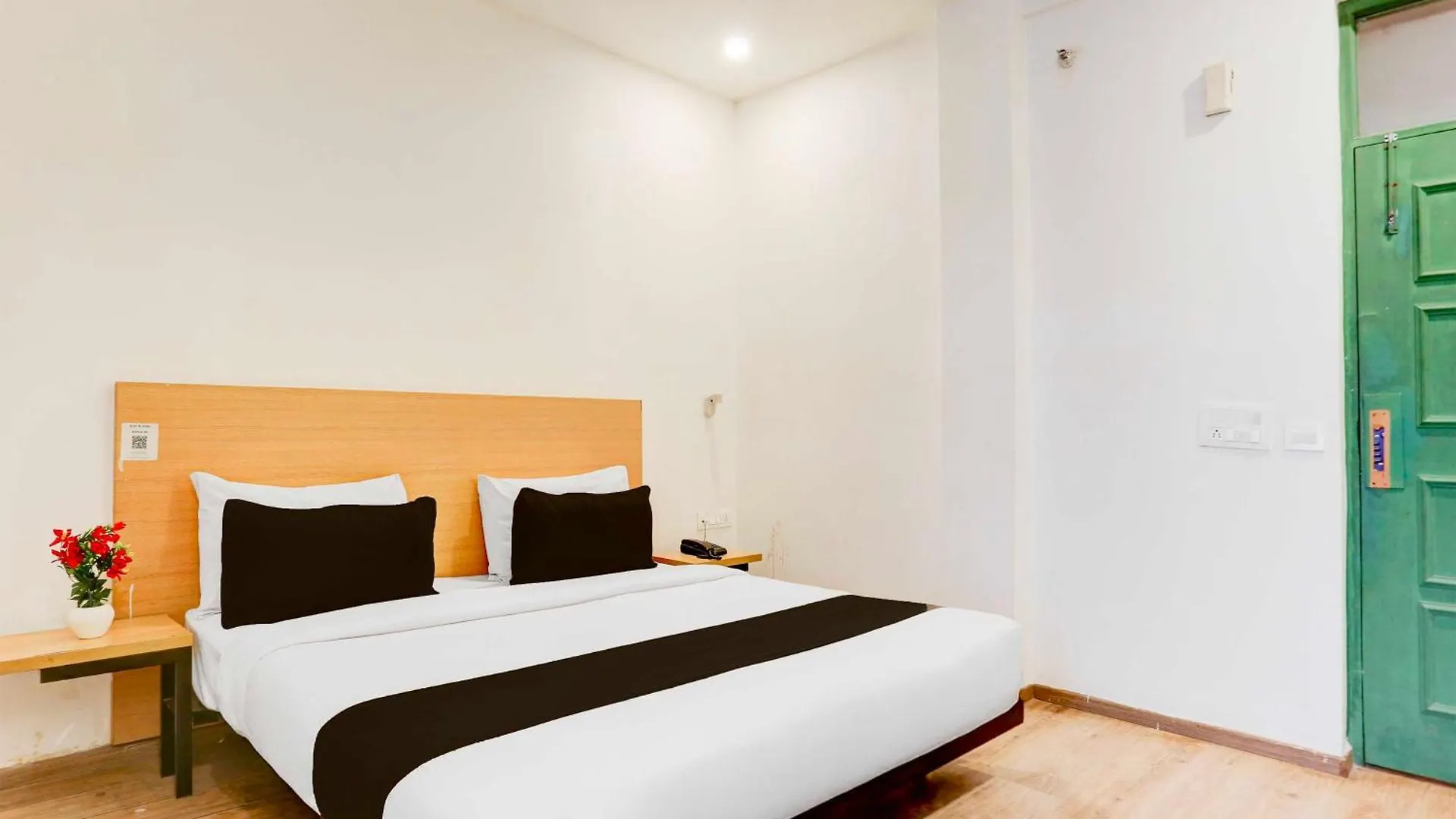 Collection O Sector 64 Near Worldmark Gurugram Gurgaon